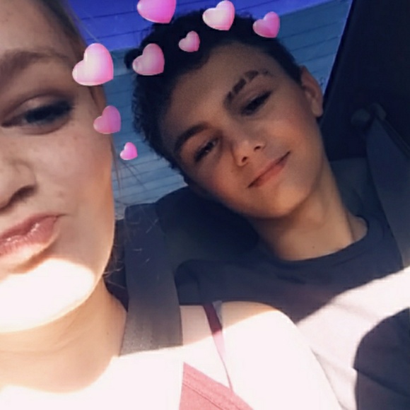 Meet your Posher, Hailey - Picture 1 of 1